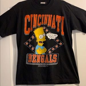 Vintage Cincinnati bengals, Simpson’s t-shirt